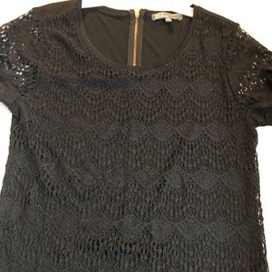 89th & MADISON  Black Blouse w Zipper on the back